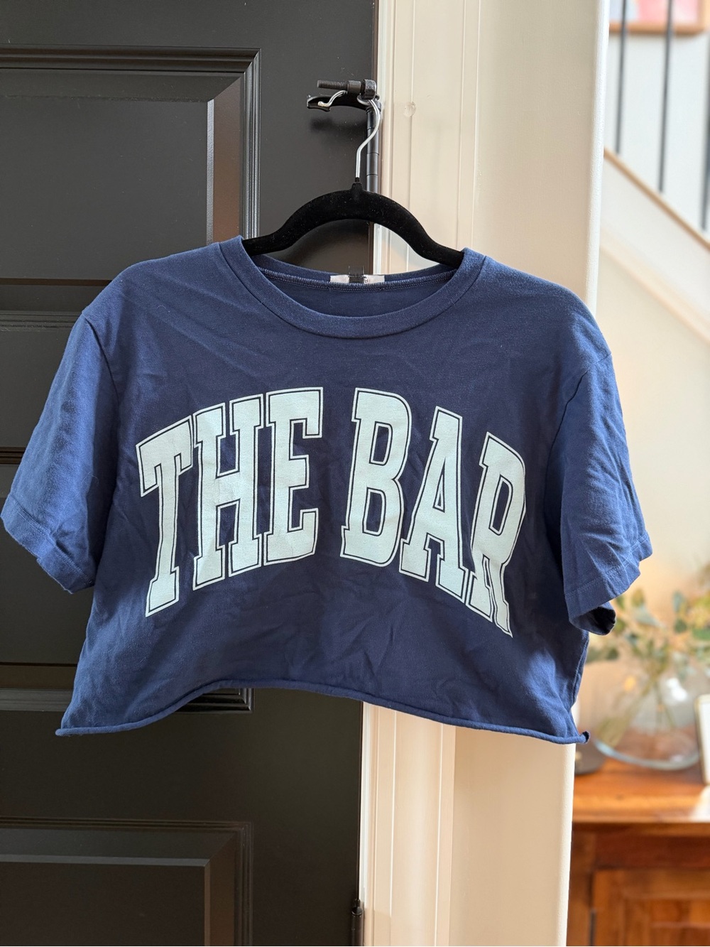 THE BAR cropped tee shirt